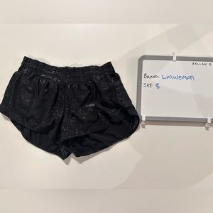 Size 8 Lululemon Hotty Hots 2.5 inch inseam